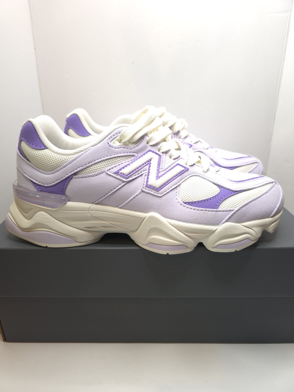 New Balance 9060 Lace Purple Violet G90607ZT GS Size 7Y/8.5W